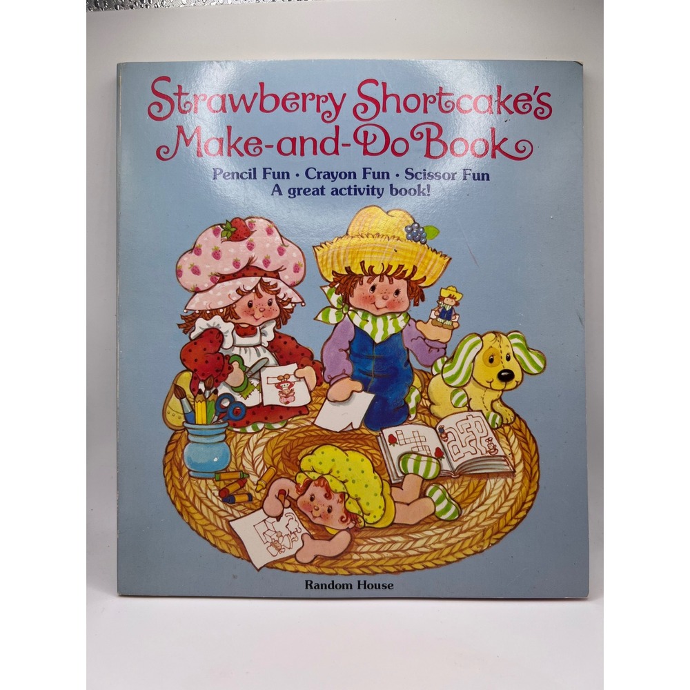 Strawberry Shortcake's Make-And-Do 1980 Activity Crafting Coloring Book Unused